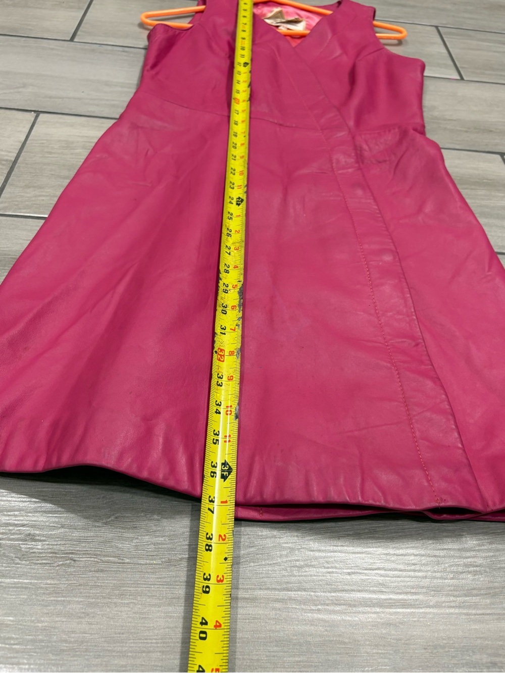 Vintage 60s Leather Beged Or Israel Couture pink leather dress size 42 - Picture 10 of 14